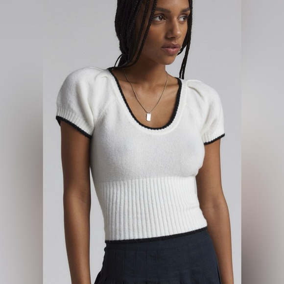 Urban Outfitters Sweaters - Urban Outfitters Sweater